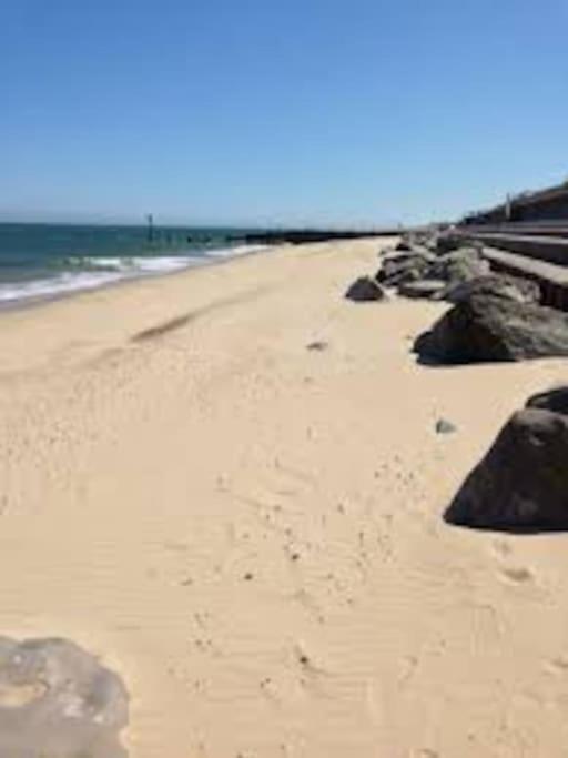Barley Break - Beach Cottage Lessingham Εξωτερικό φωτογραφία