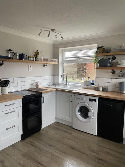 Barley Break - Beach Cottage Lessingham Εξωτερικό φωτογραφία